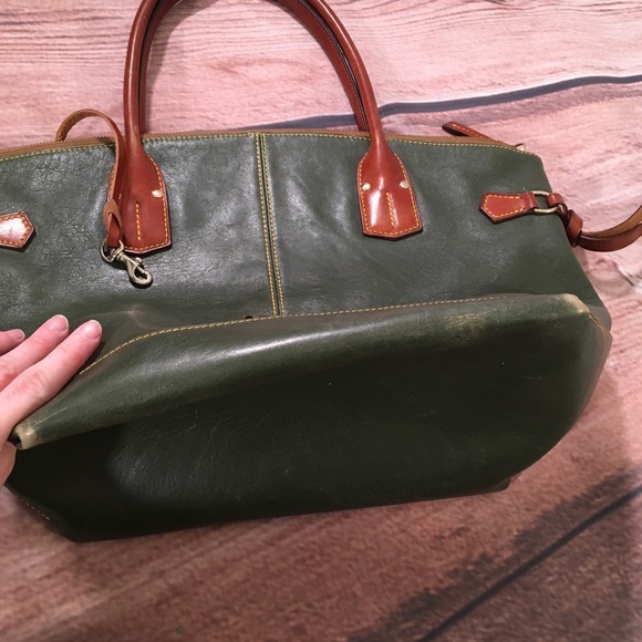 dooney bourke green bag
